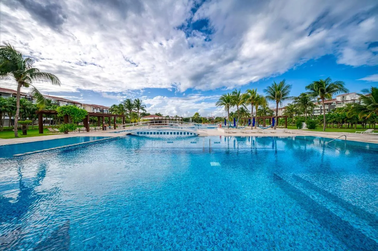 Stunning Ocean Front By Condo Boutique Playa del Carmen Apartment