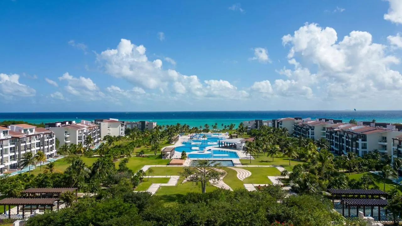 Stunning Ocean Front By Condo Boutique Playa del Carmen